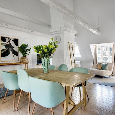 Sanders Main - Endearing Two-Bedroom Duplex Apartment With A Balcony Next To Magical Nyhavn Copenhague Extérieur photo