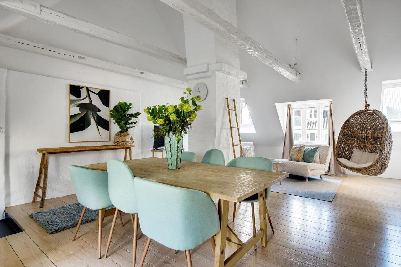 Sanders Main - Endearing Two-Bedroom Duplex Apartment With A Balcony Next To Magical Nyhavn Copenhague Extérieur photo